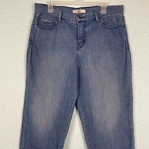 Levi’s Women’s Capri Jeans Size 12 Blue Denim Metal Button Hem Stretch Mid Rise